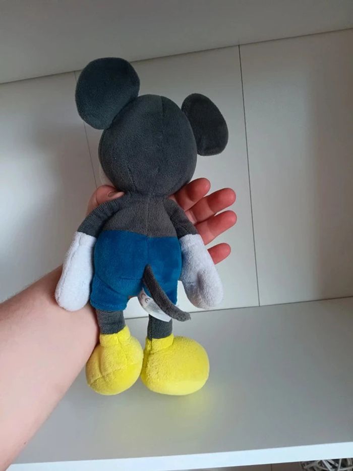 Peluche disney Mickey - photo numéro 2