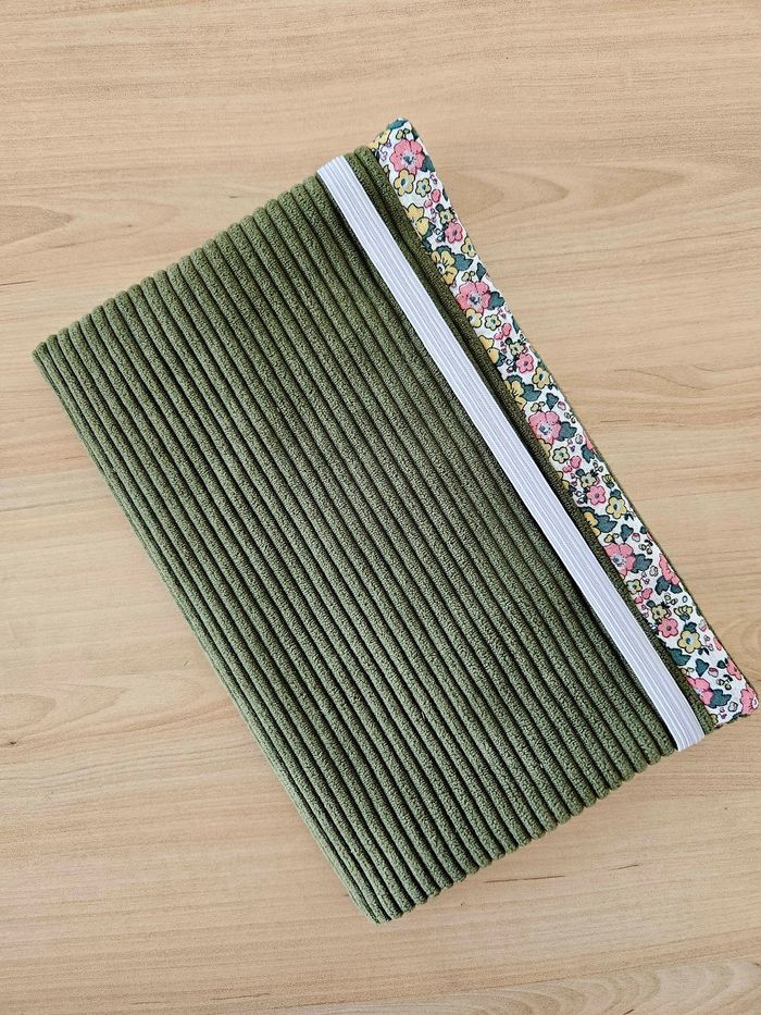 Protege carnet de santé Kaki - photo numéro 2