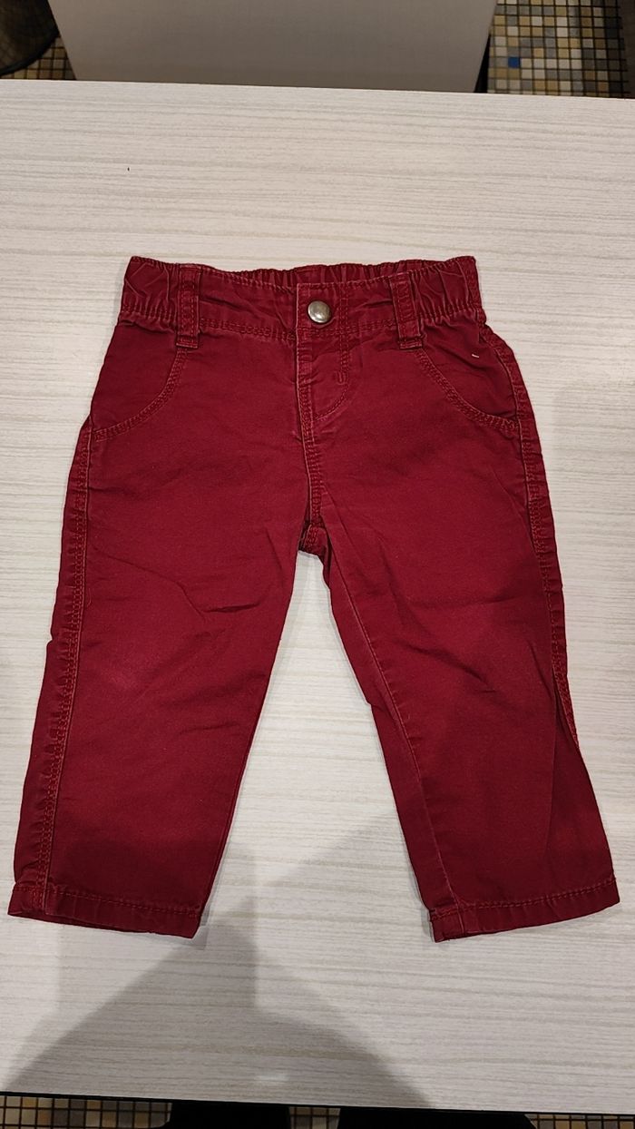 Pantalon Bordeaux taille 12 mois