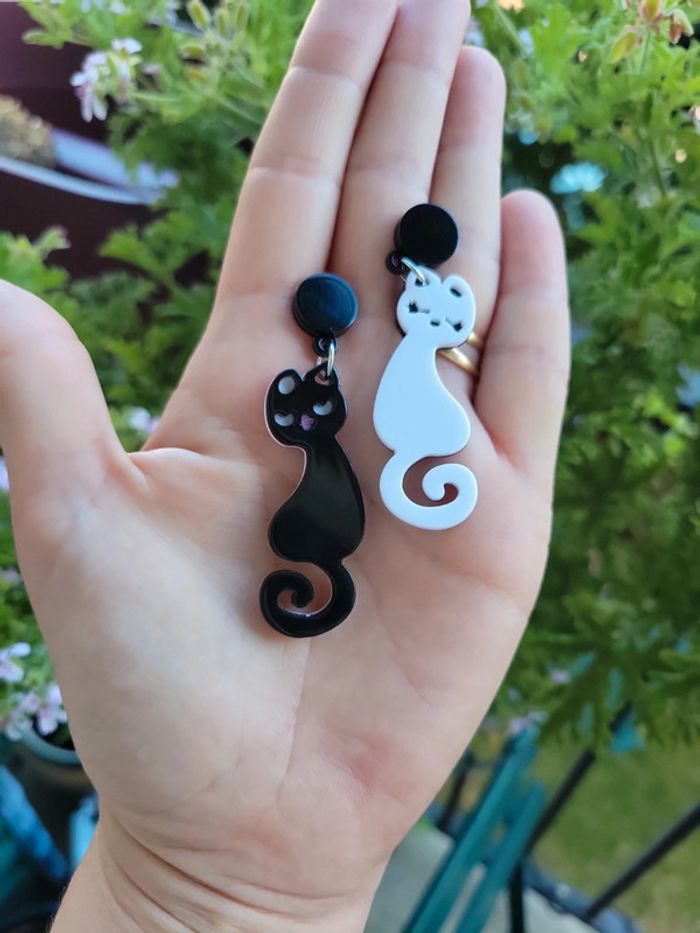 Boucles chat 🐱 asymetriques bi colore