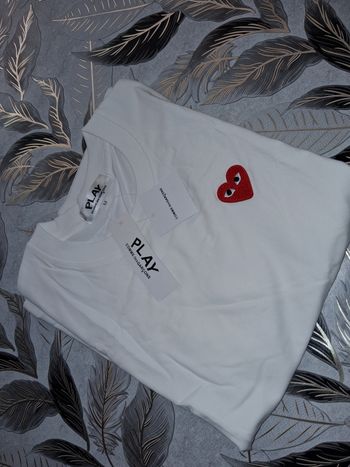 T-shirt comme des garçons 