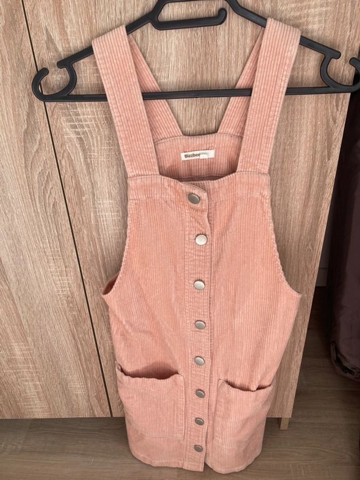 Robe bizzbee rose