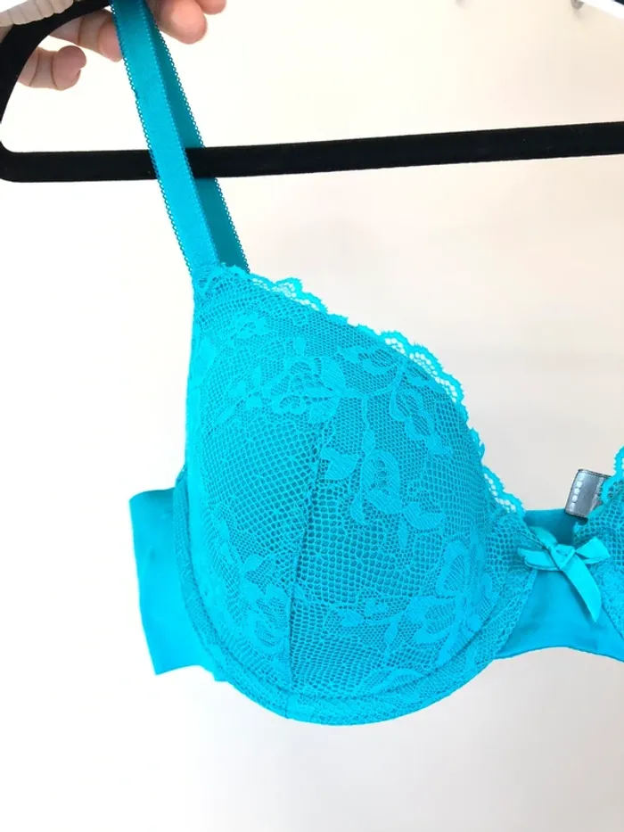 Soutien-gorge bleu turquoise 90C Etam numéro 5 naturel ou ampli classique - photo numéro 3