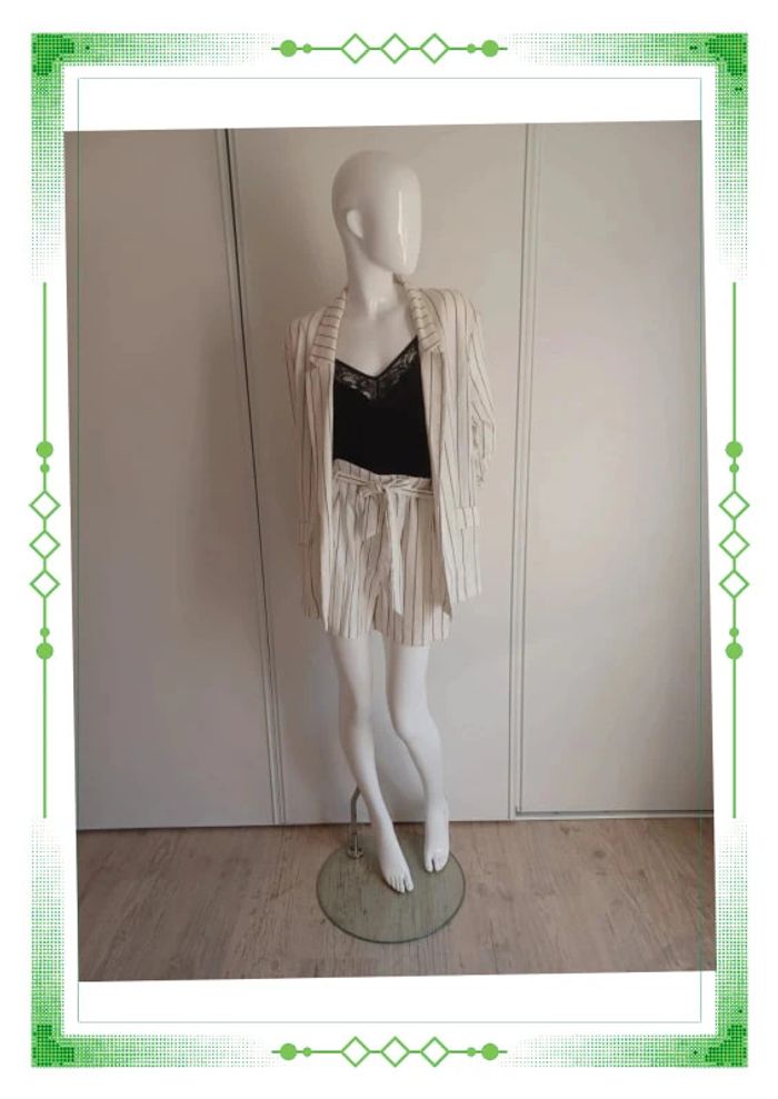 Ensemble short et blazer rayé