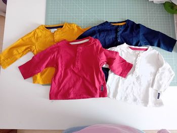 Lot 4 t-shirt manches longues Mes Petis Cailloux