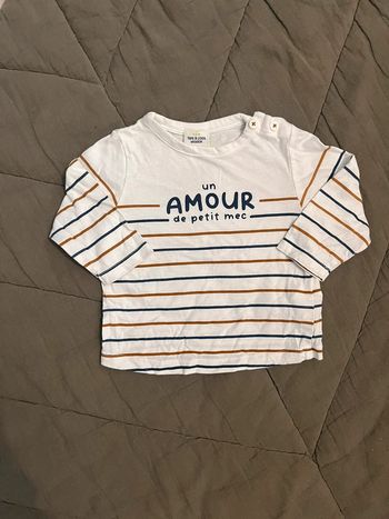 T-shirt blanc tape à l’œil