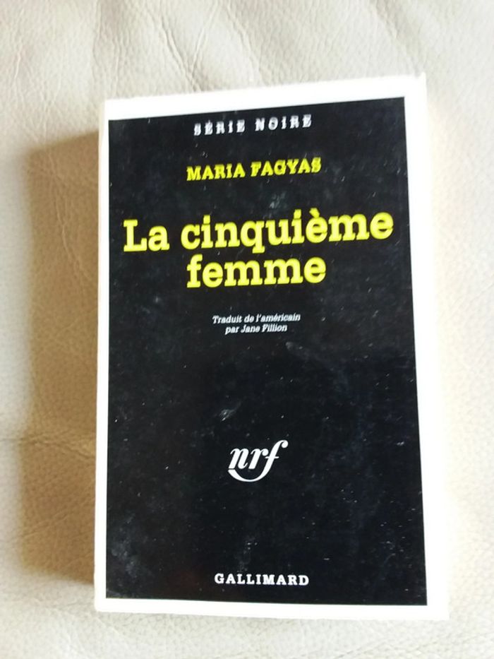 Livre "La 5eme femle"