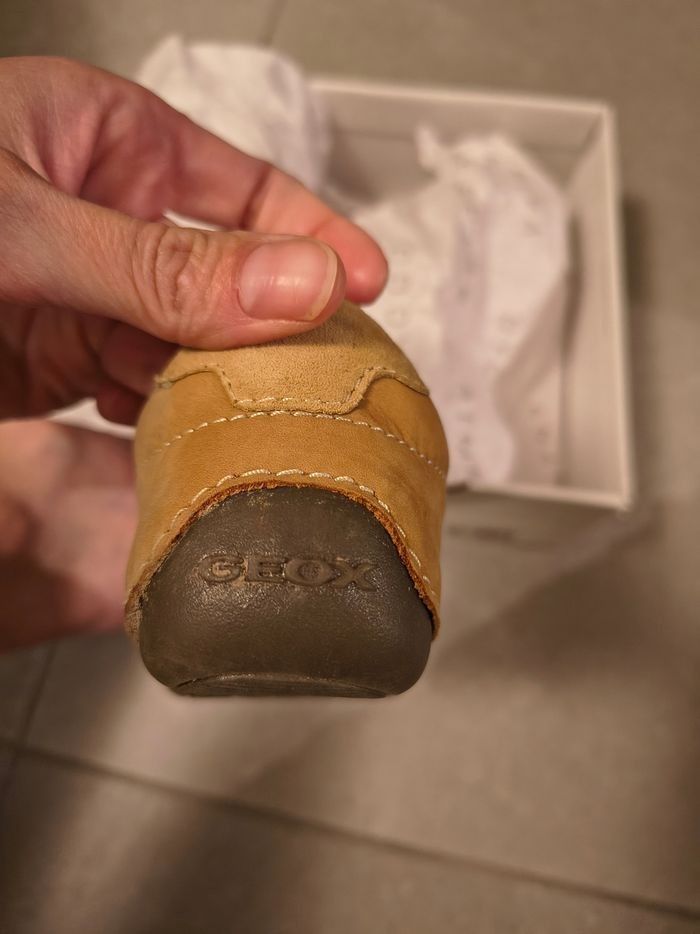 Chaussures Geox camel  t.22 - photo numéro 4