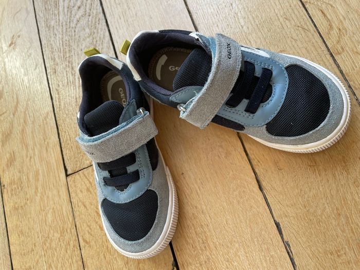 Baskets  GEOX, pointure 26. - photo numéro 2