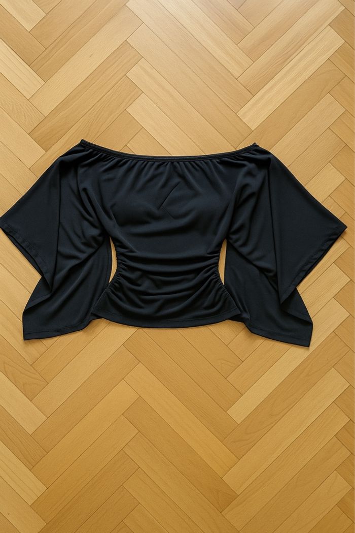 Top sexy à épaules dénudé et taille cintré pour femme en taille M - photo numéro 2