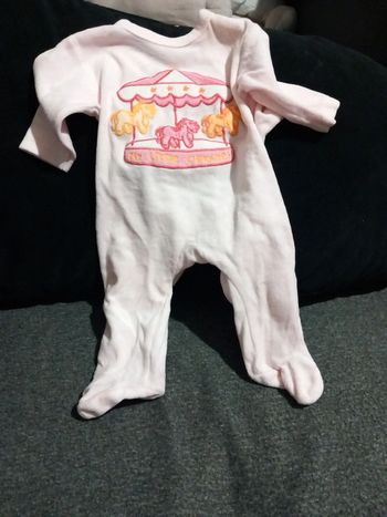 Pyjama taille 0/3mois carrefour