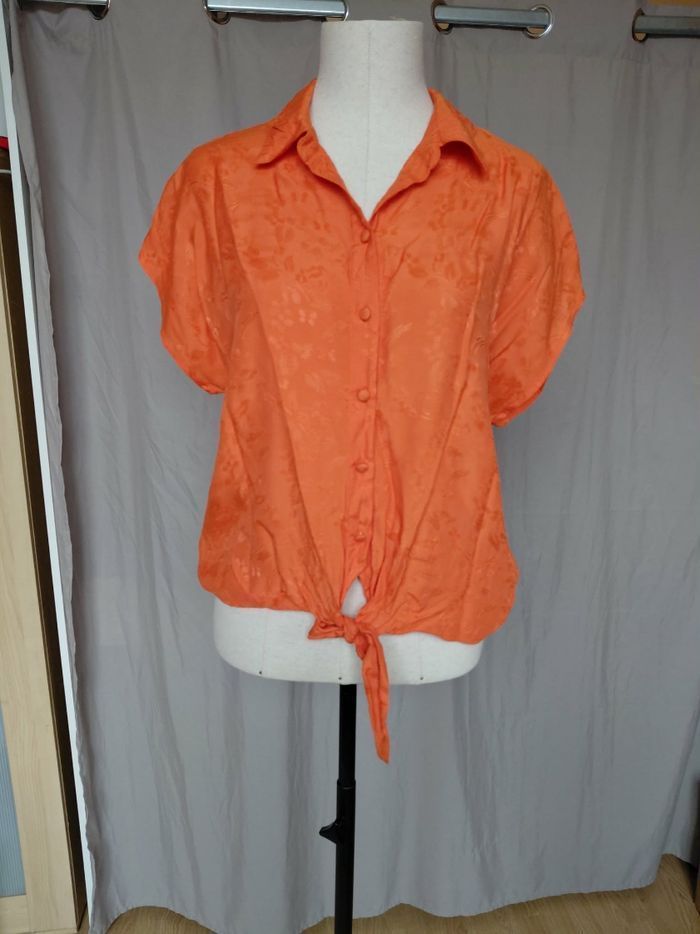 Très jolie blouse femme T 44 - photo numéro 3
