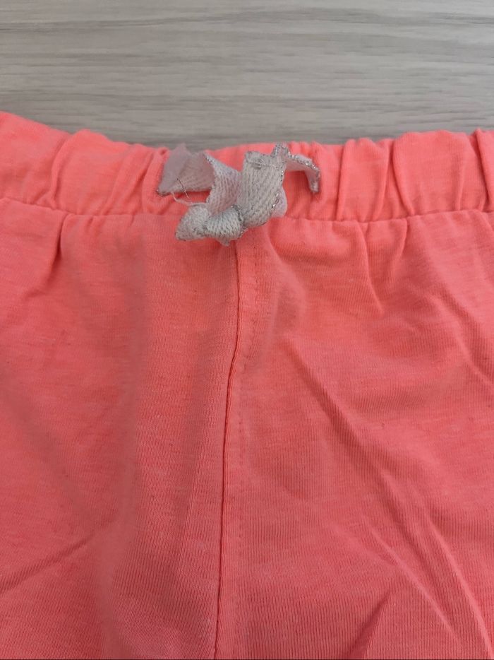Lot 2 shorts 12mois - photo numéro 3