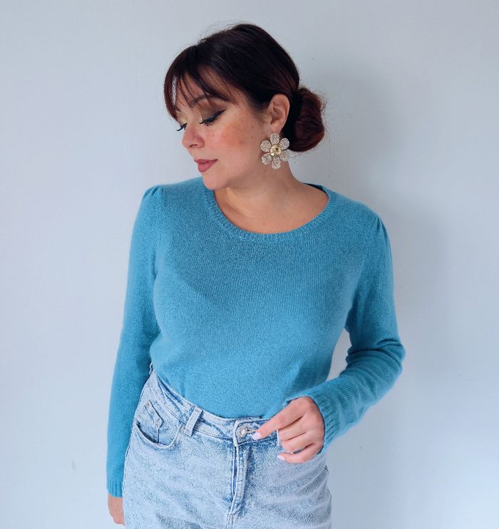 Pull bleu ciel doux chaud laine minimaliste tendance hiver Marque Camaïeu Taille 38 M 
Très bon état