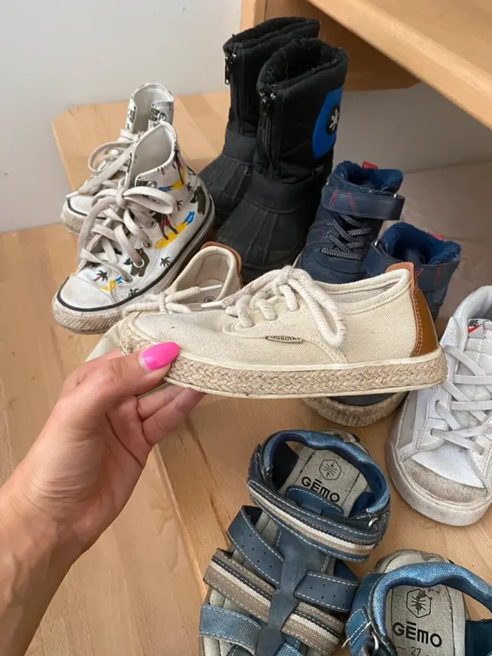 Lot 6 chaussures garçon T27 Nike Converse - photo numéro 4