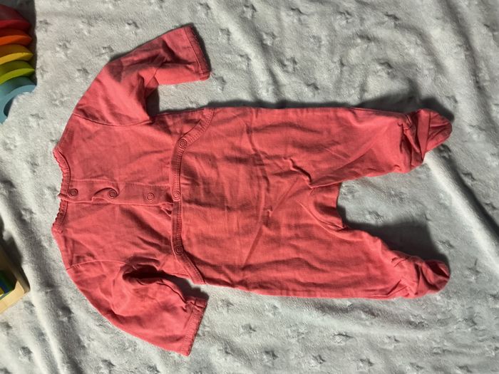 pyjama grenouillère en coton rose impression photo devant 1 mois kitchoun - photo numéro 9