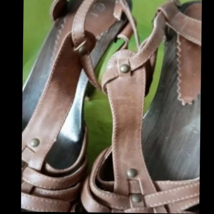 🖤 CHAUSSURES A LANIERES MARRON 👠 POINTURE 40. IDEAL. - photo numéro 5