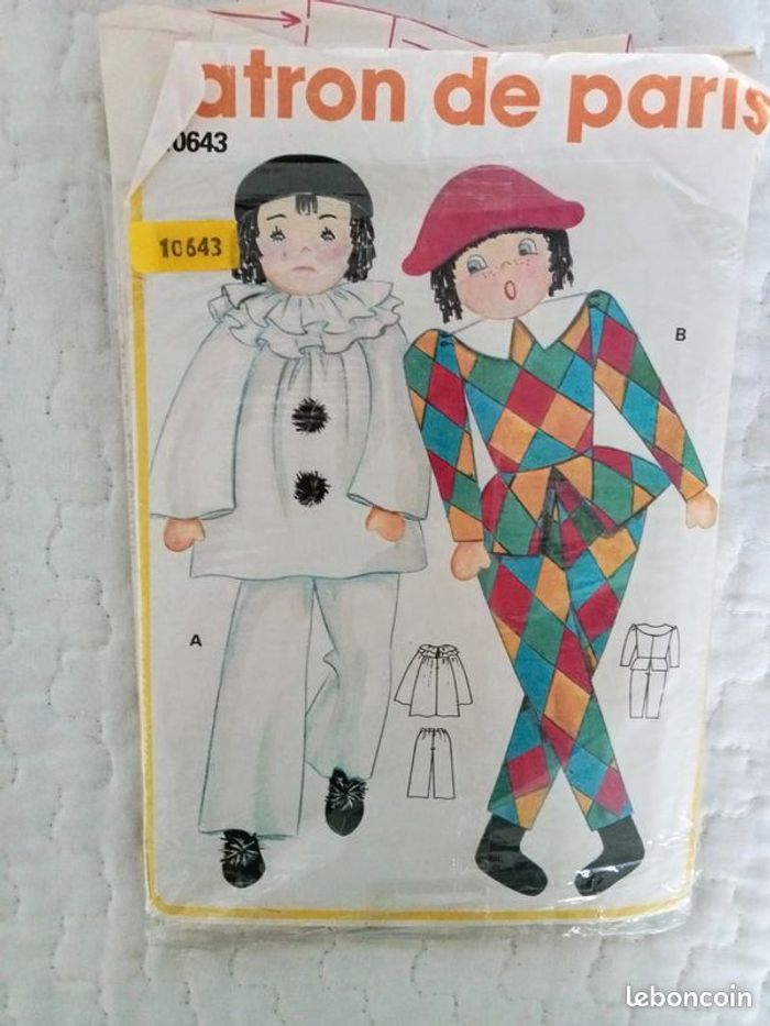 Lot de 2 Pochettes Patrons Grandes Poupées Arlequins et Pierrot BURDA - photo numéro 2