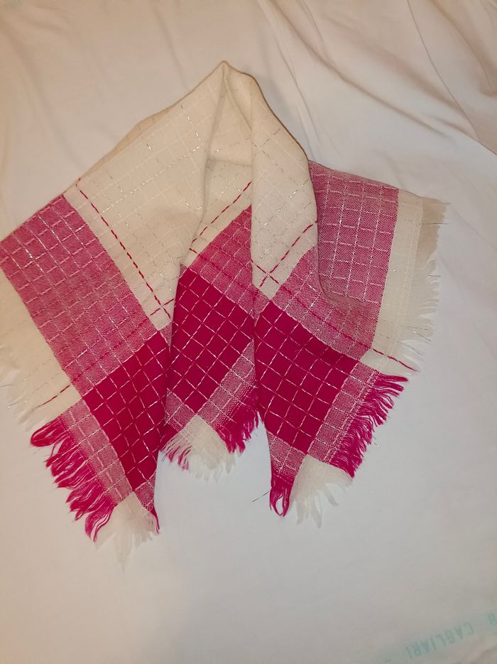 Foulard carré,pure laine, vintage URSS - photo numéro 8