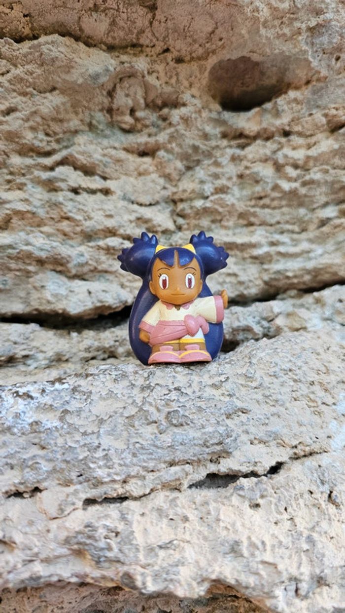 Super figurine Pokemon Nintendo finger puppet dresseur pokemon