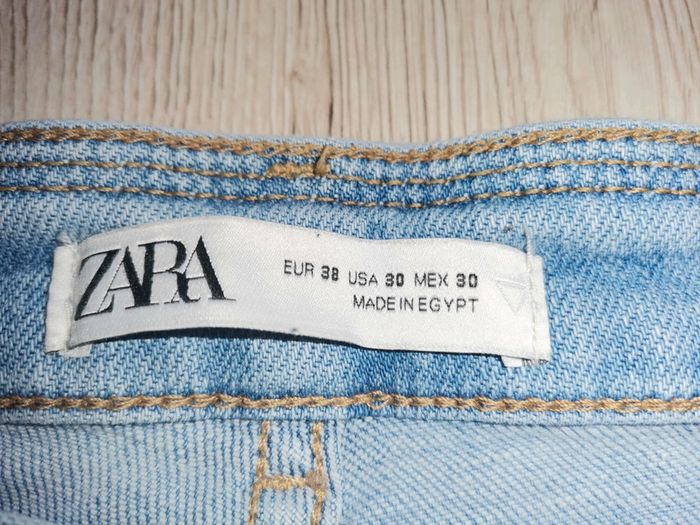 Jeans troués Homme Zara taille 38 - photo numéro 3