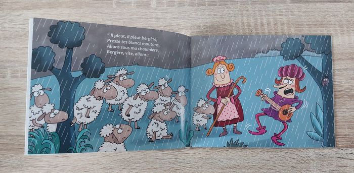 "Il pleut, il pleut bergère !" - lire c'est partir petit format - photo numéro 3