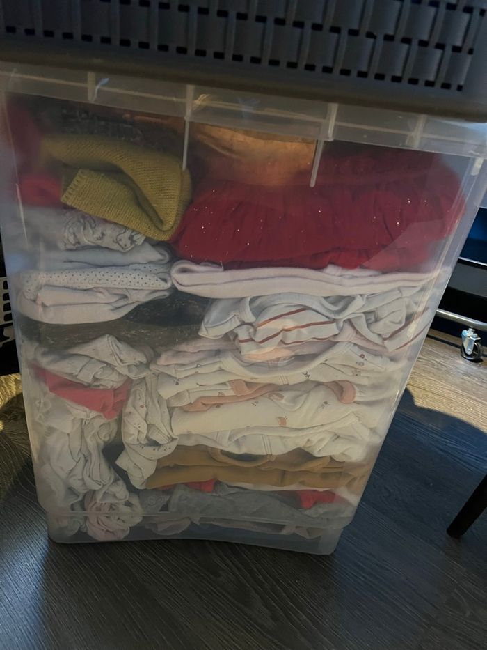 Lot de vêtements - photo numéro 2