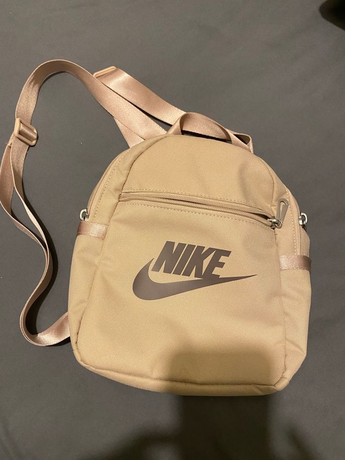 Sac à dos Nike - photo numéro 5