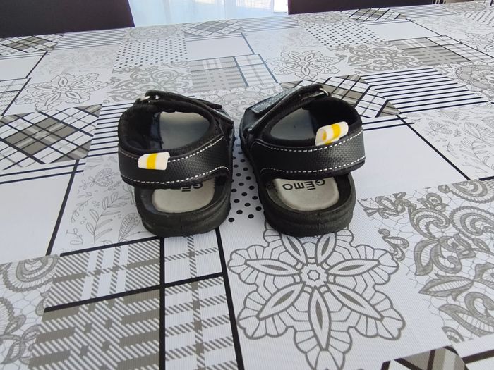 Sandales neuves pointure 25 - photo numéro 5