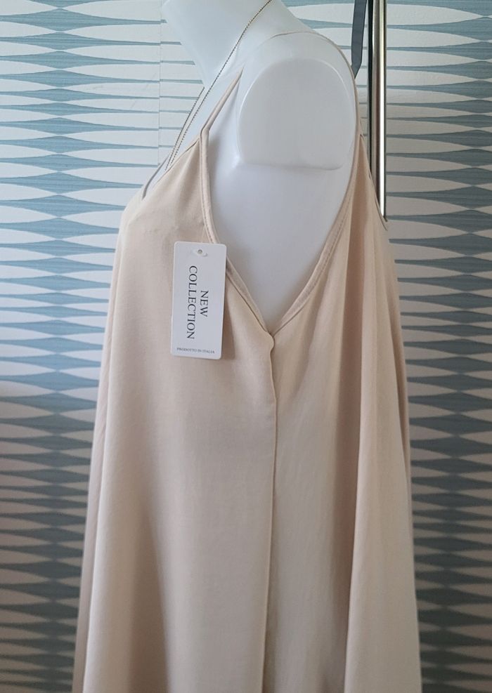 Robe magique beige taille unique (du 38 au 52) New Collection neuve avec étiquette - photo numéro 7
