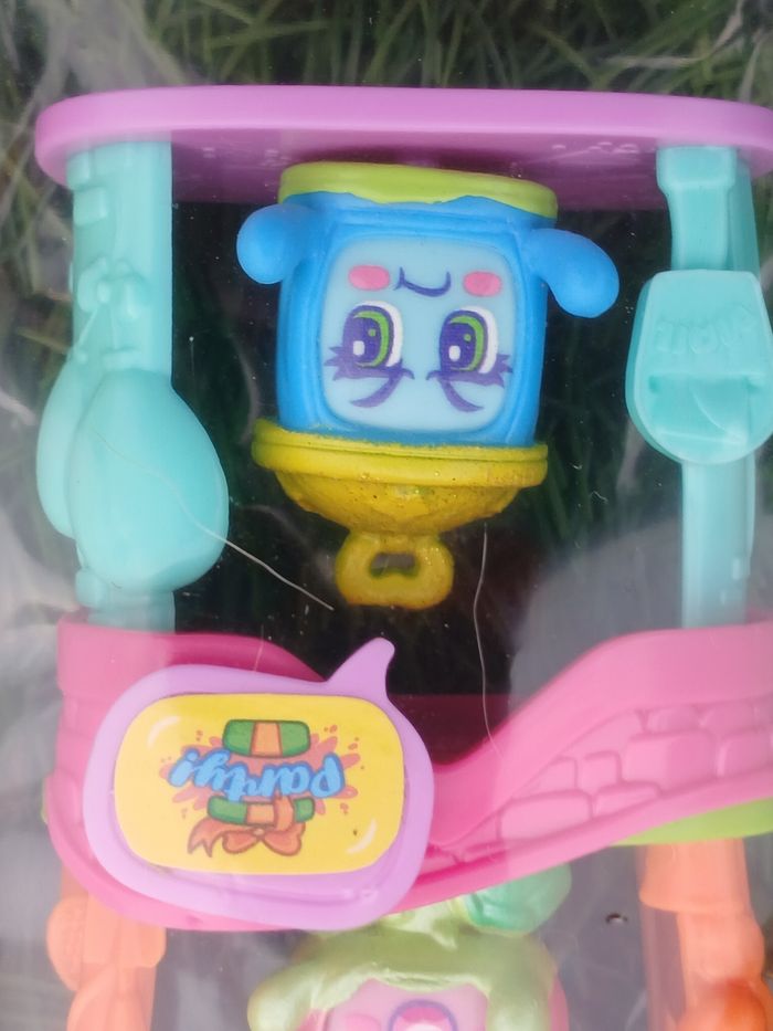 Moji Pops divers - photo numéro 5