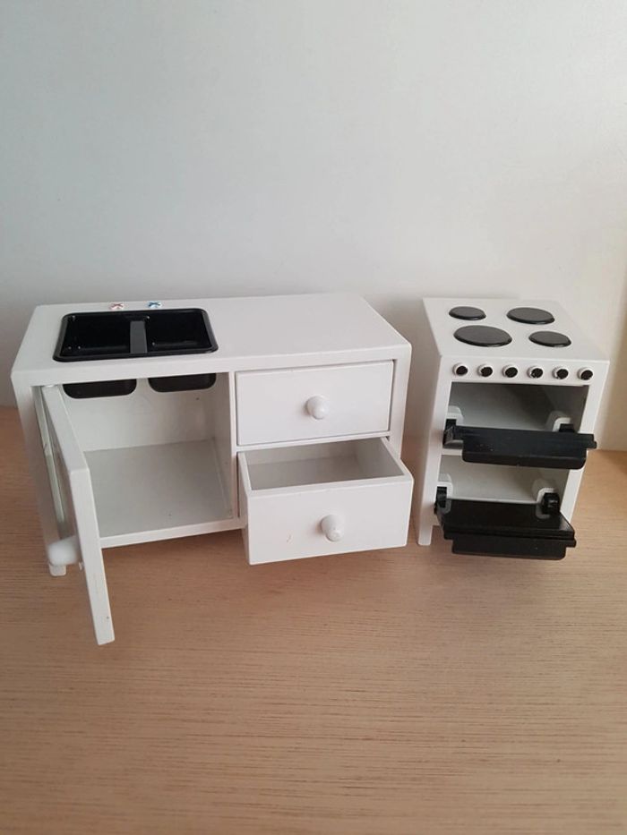 Mobilier cuisine et chambre pour maison de poupée Ikea - photo numéro 8