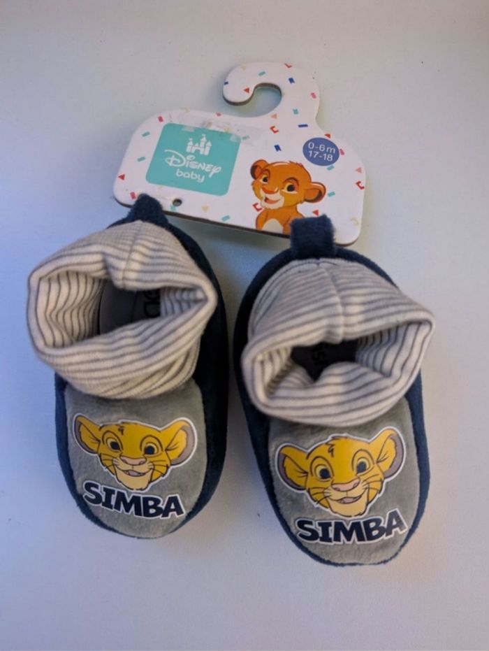 Chaussons Simba Disney 0-6 mois (pointure 17/18)