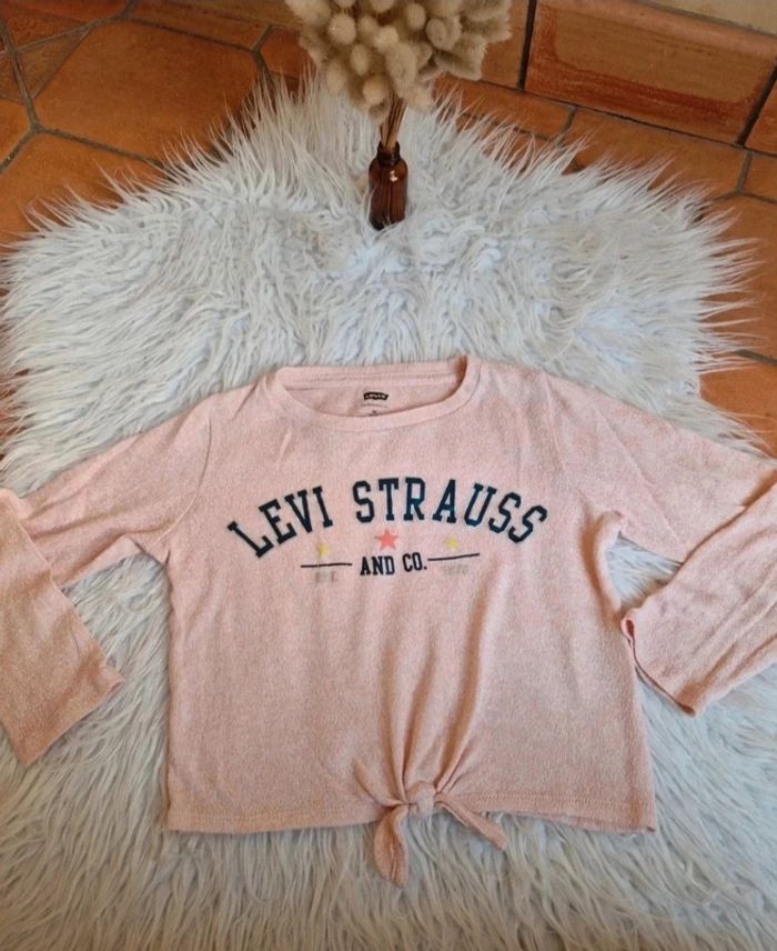 Pull leger fille Levi's T.4ans