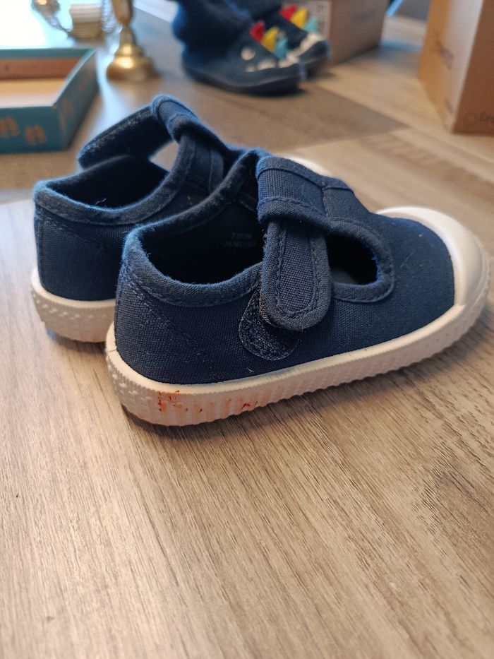 Mini converse en toile - photo numéro 3