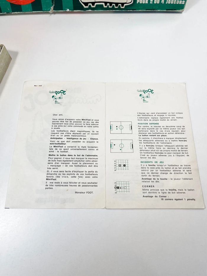 Jeu ancien : " Mini Foot " fabriqué en France - photo numéro 11
