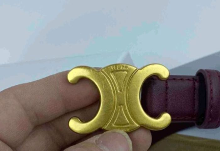 Ceinture Céline en cuir rouge vin bordeau - photo numéro 4