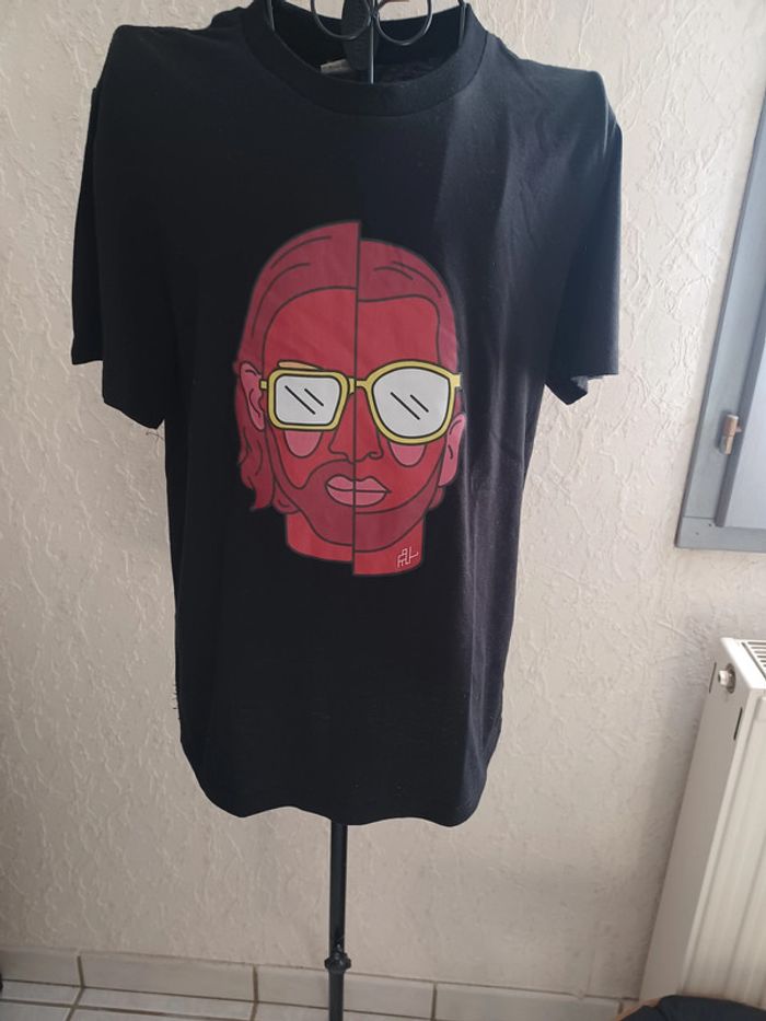 tee shirt noir ts - photo numéro 2