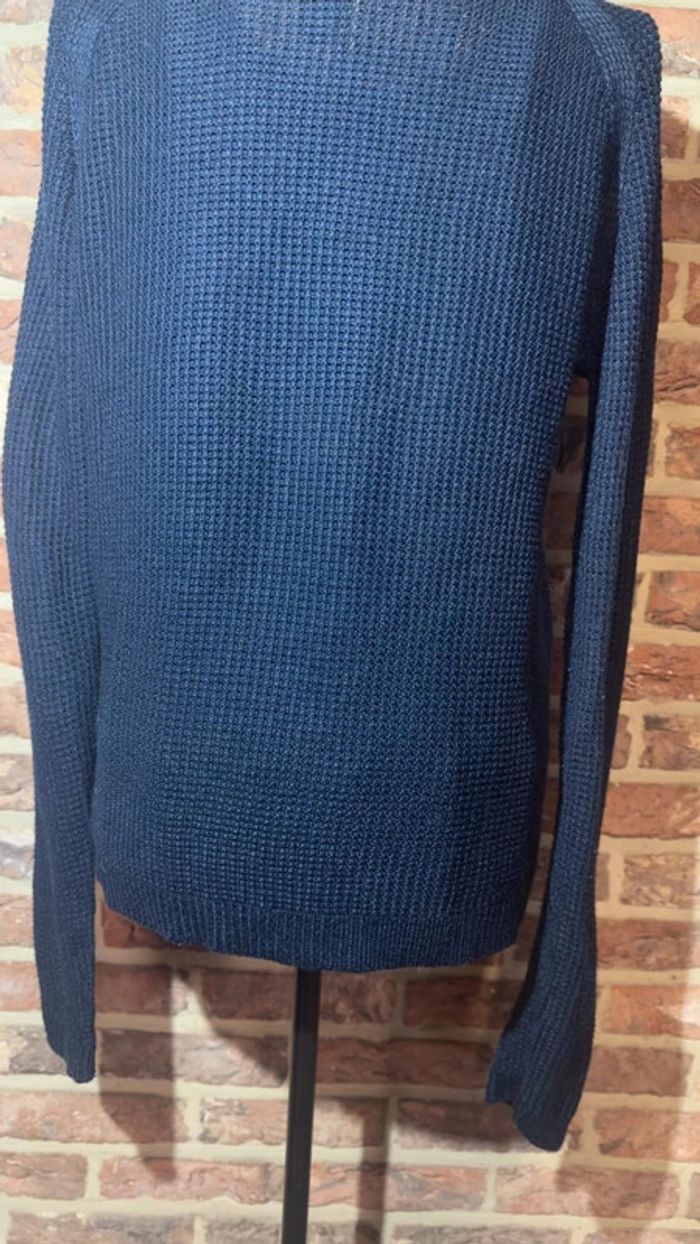 Pull bleu Pull and Bear Taille M / 38 - photo numéro 10