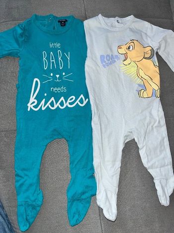 2 pyjamas fin 3 mois