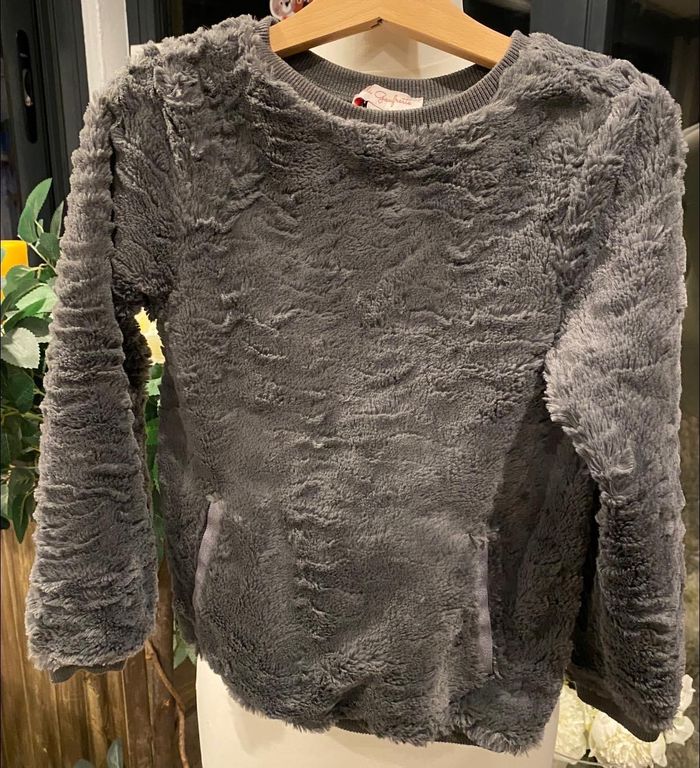 Pull lili gaufrette 6 ans tres chaud et très doux