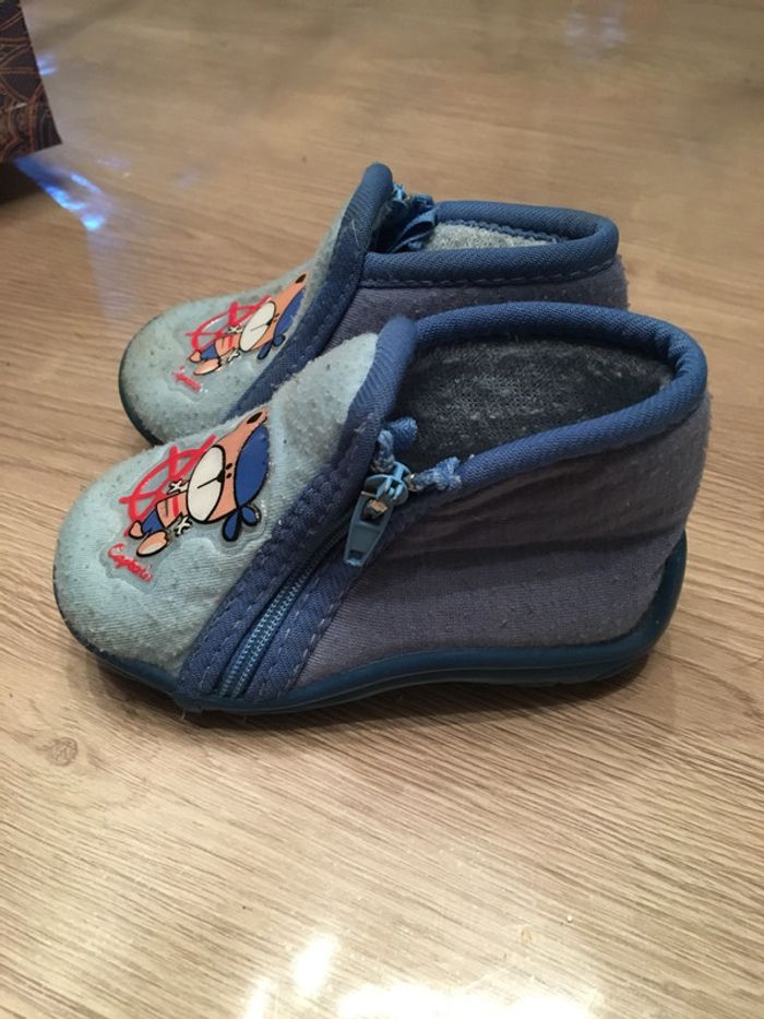 Chaussons bébé pointure 18 - photo numéro 2