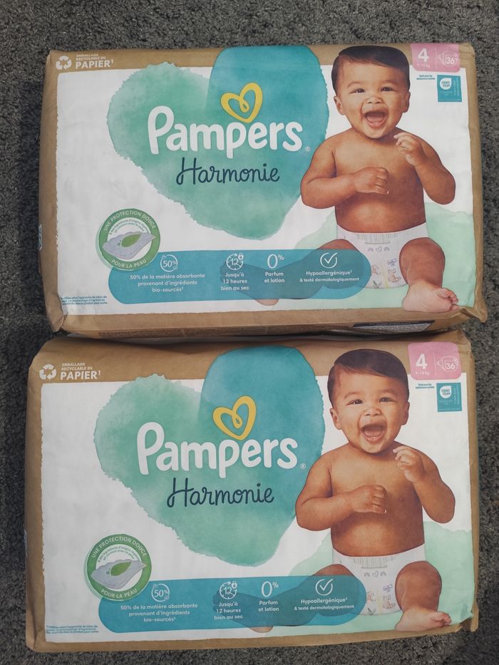 Couches Pampers harmonie