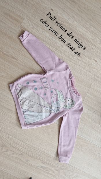 Pull reines des neiges C&A 7ans 
