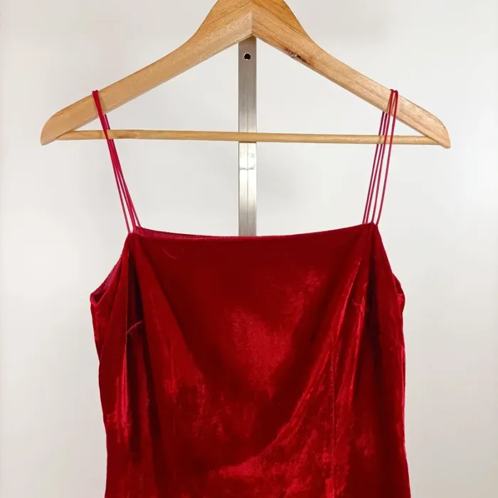 Robe rouge velours à bretelles fines – Cacharel – made in France – taille 38 A1319 - photo numéro 2