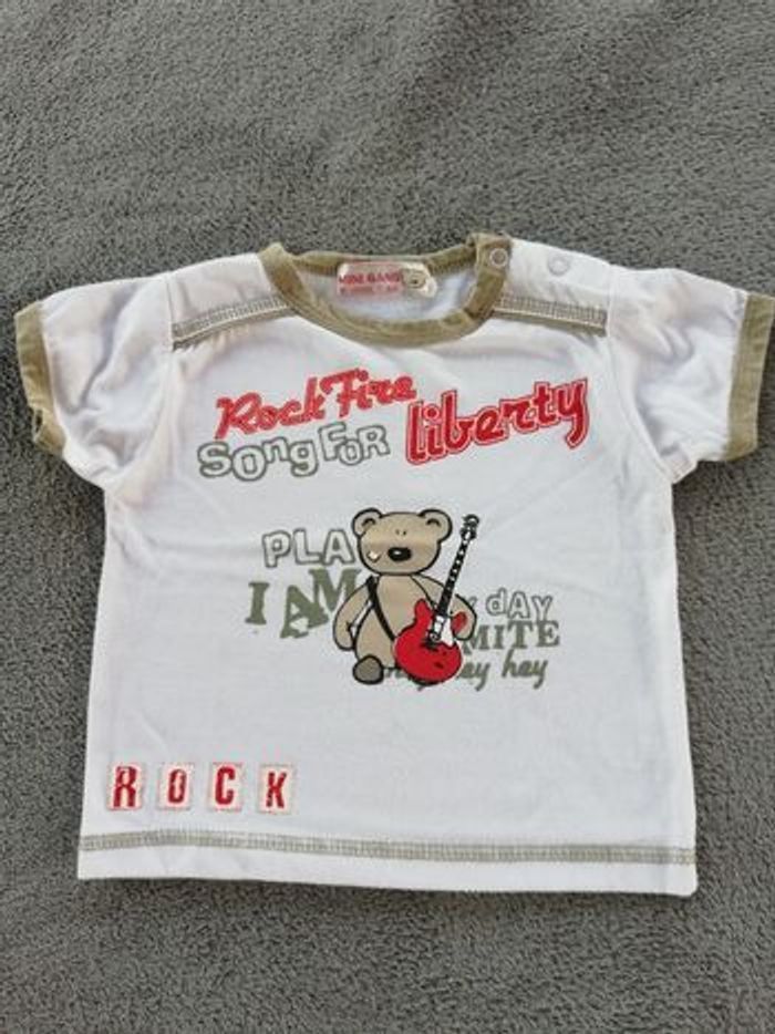 Tee shirt