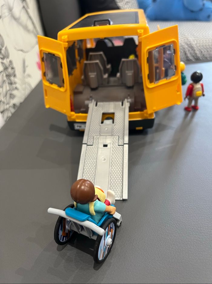 Playmobil bus école complet - photo numéro 2