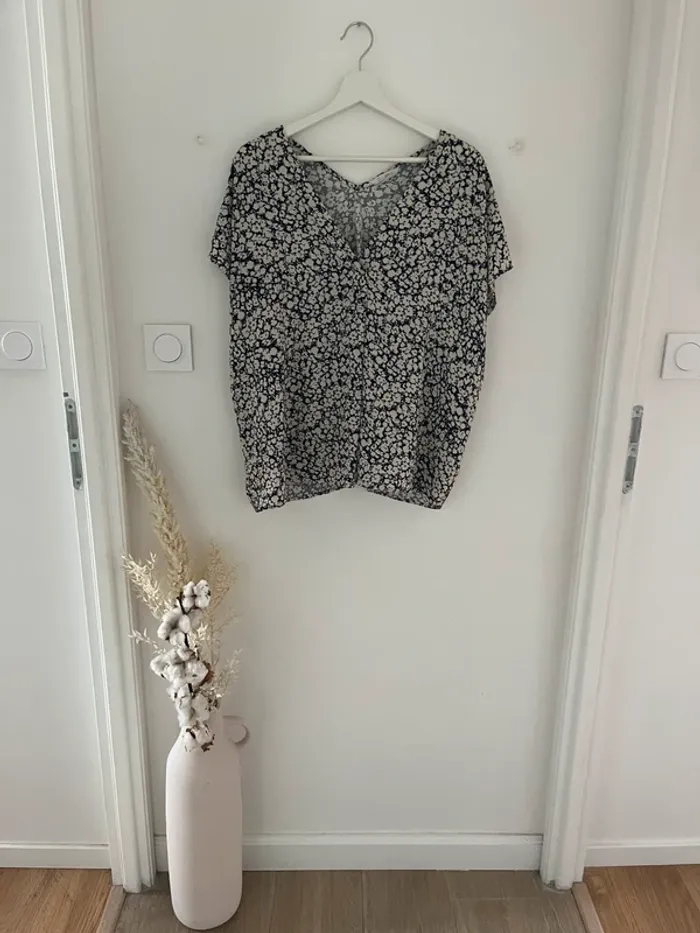 Blouse fleurie taille 40
