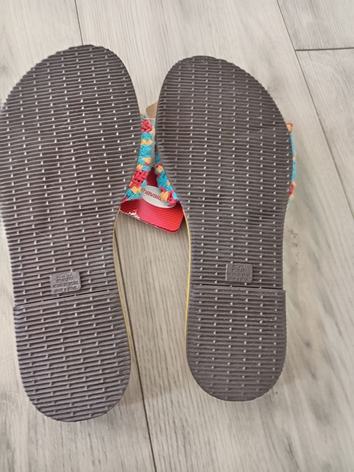 Tongs havaianas 35 /36 bras ou 3738 EUR - photo numéro 3