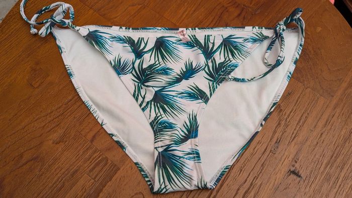 Lot 2 bas de maillot Etam/Ardene 2XL - photo numéro 6